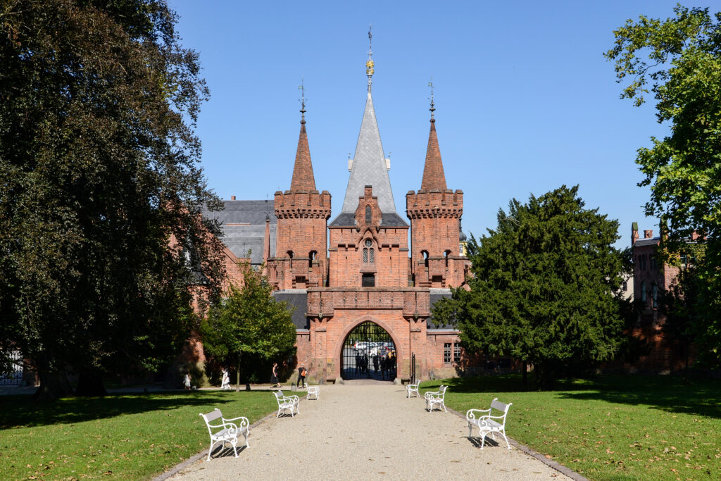 The gate to the Red Castle at Hradec nad Moravicí looks like a fairytale.