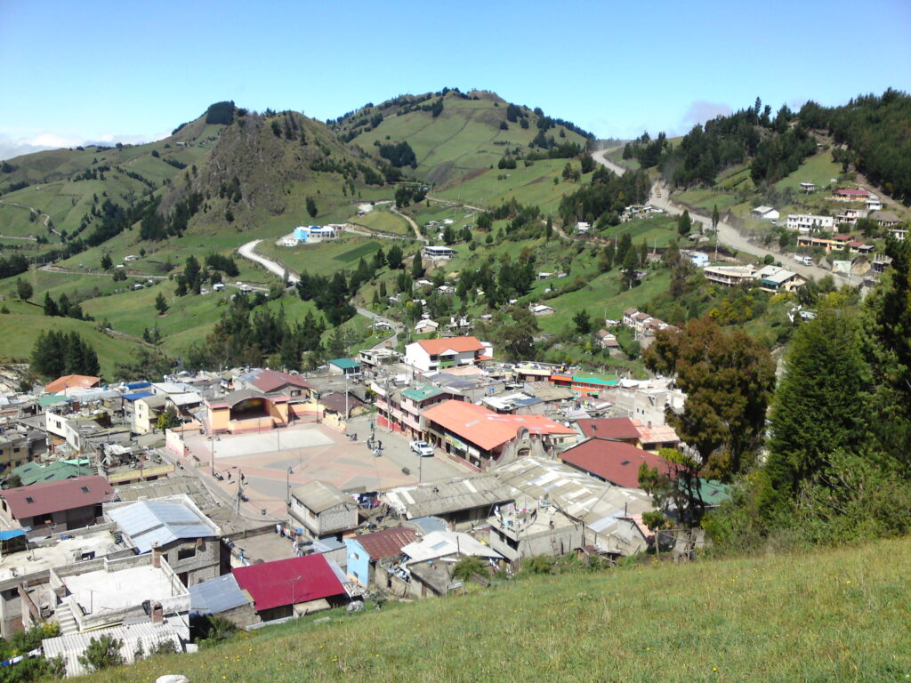 A shot of the town of Salinas de Guaranda, Ecuador, high in the green mountains. Wheely Tyred hidden gems in the Ecuadorian Sierra