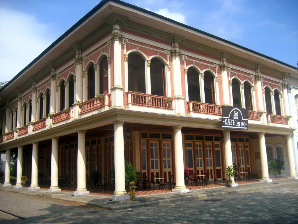 A colonial house that has been turned into a café in Parque Histórico, Ecuador. Wheely Tyred best places to eat in Guayaquil