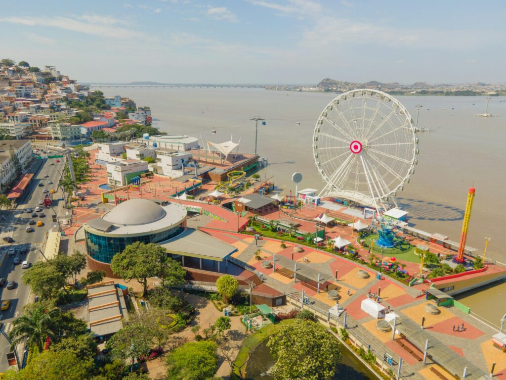 The La Perla ferris wheel on the banks of the Guayas River in Ecuador. Wheely Tyred Guayaquil attractions