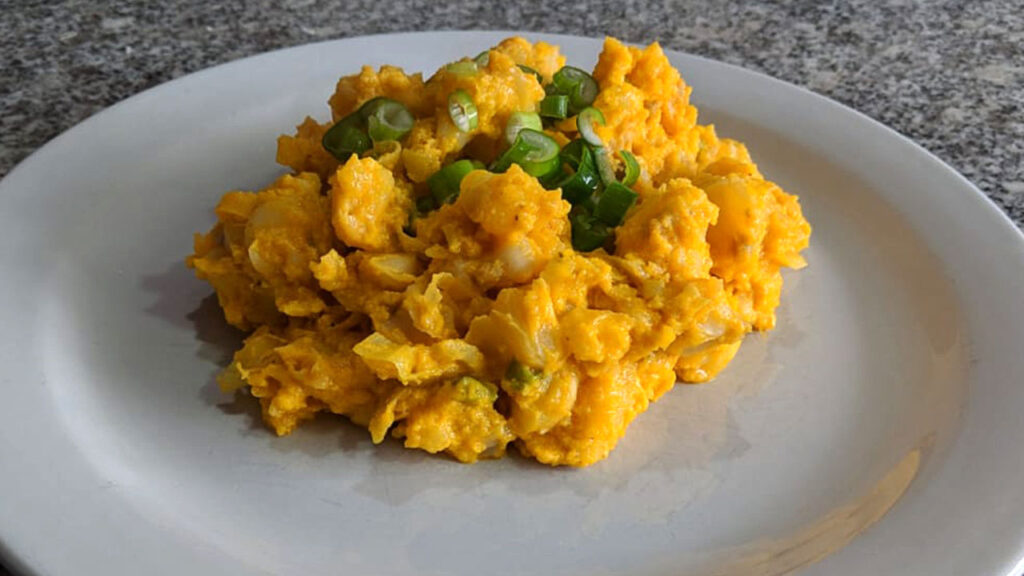 A plate of yellow motepillo