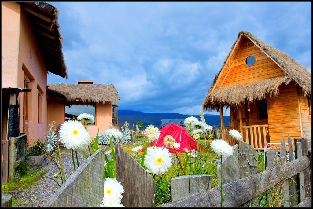 Secret Garden Cotopaxi is full of flowers, and there’s a tent