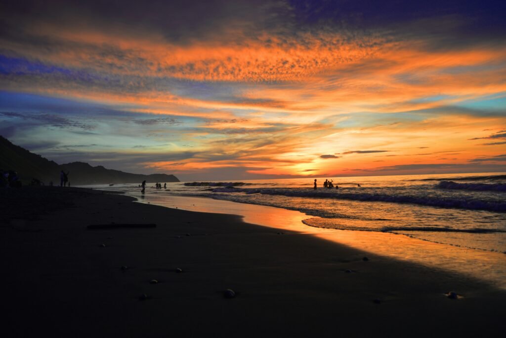 A beach at sunset in Esmeraldas, Ecuador. Wheely Tyred Ecuadorian Coast safety guide